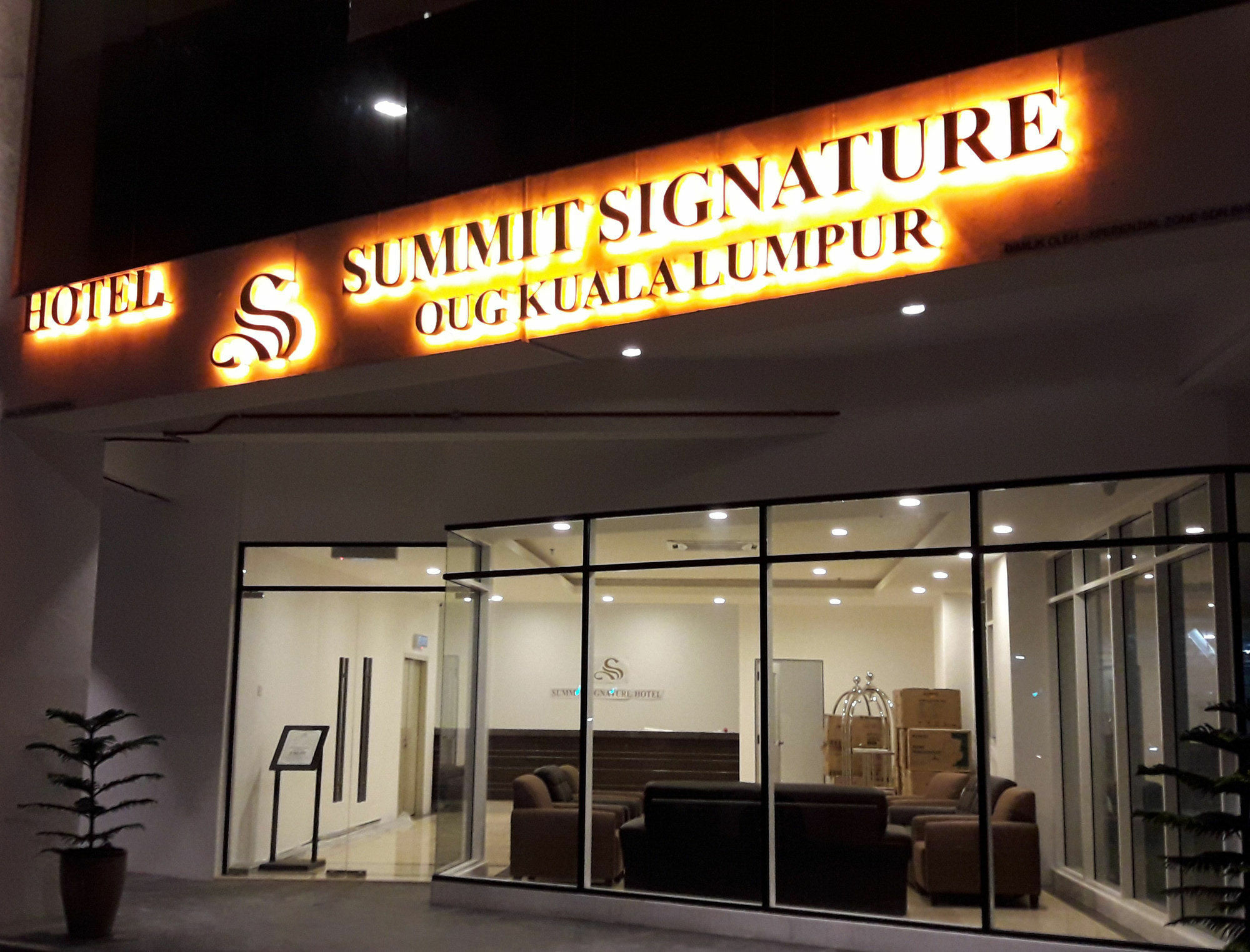 Summit Signature Hotel Oug Kl Kuala Lumpur Exterior foto